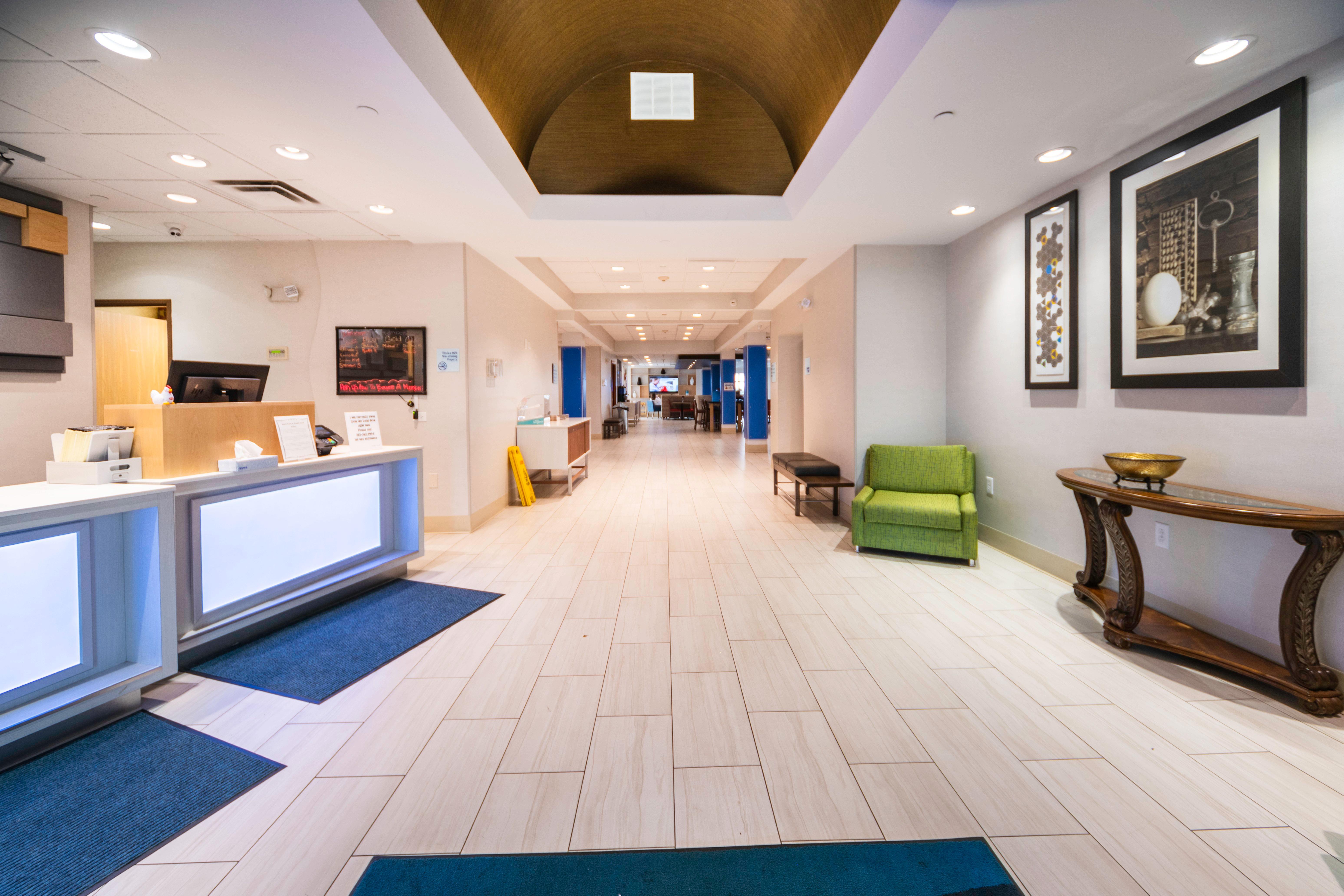 Holiday Inn Express Rochelle By Ihg מראה חיצוני תמונה