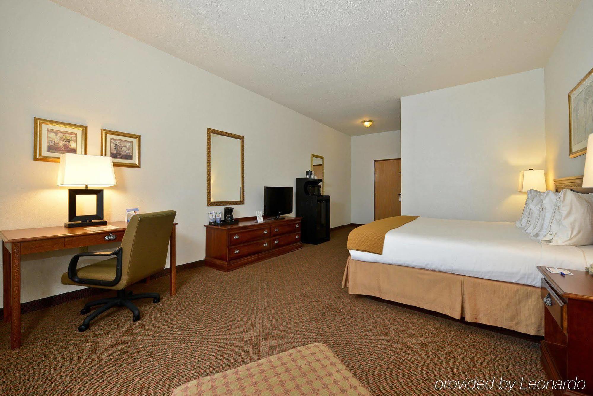 Holiday Inn Express Rochelle By Ihg מראה חיצוני תמונה